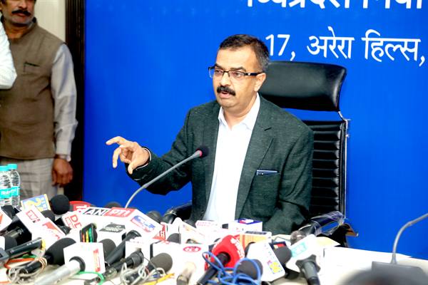 You are currently viewing <span class="red">मध्यप्रदेश:</span> मतगणना की सभी तैयारियाँ पूरी