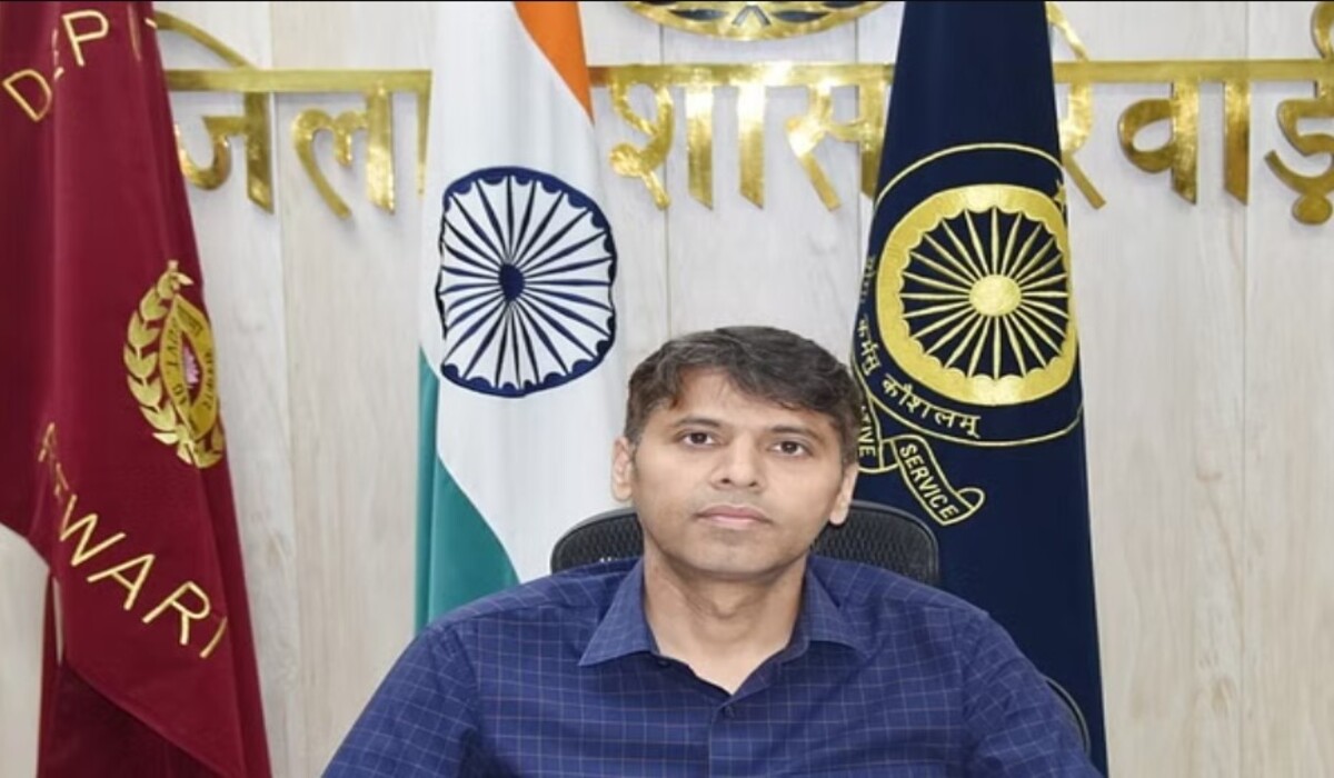 You are currently viewing Lok Sabha Elections 2024: Rewari जिला के जिला निर्वाचन अधिकारी ने मॉडल कोड ऑफ कंडक्ट का पालन करने के आग्रह किया, नई विकास कार्यों पर प्रतिबंध