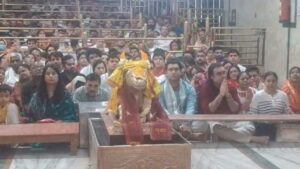 Read more about the article महाकाल की भस्म आरती में शामिल हुए जुबिन नौटियाल