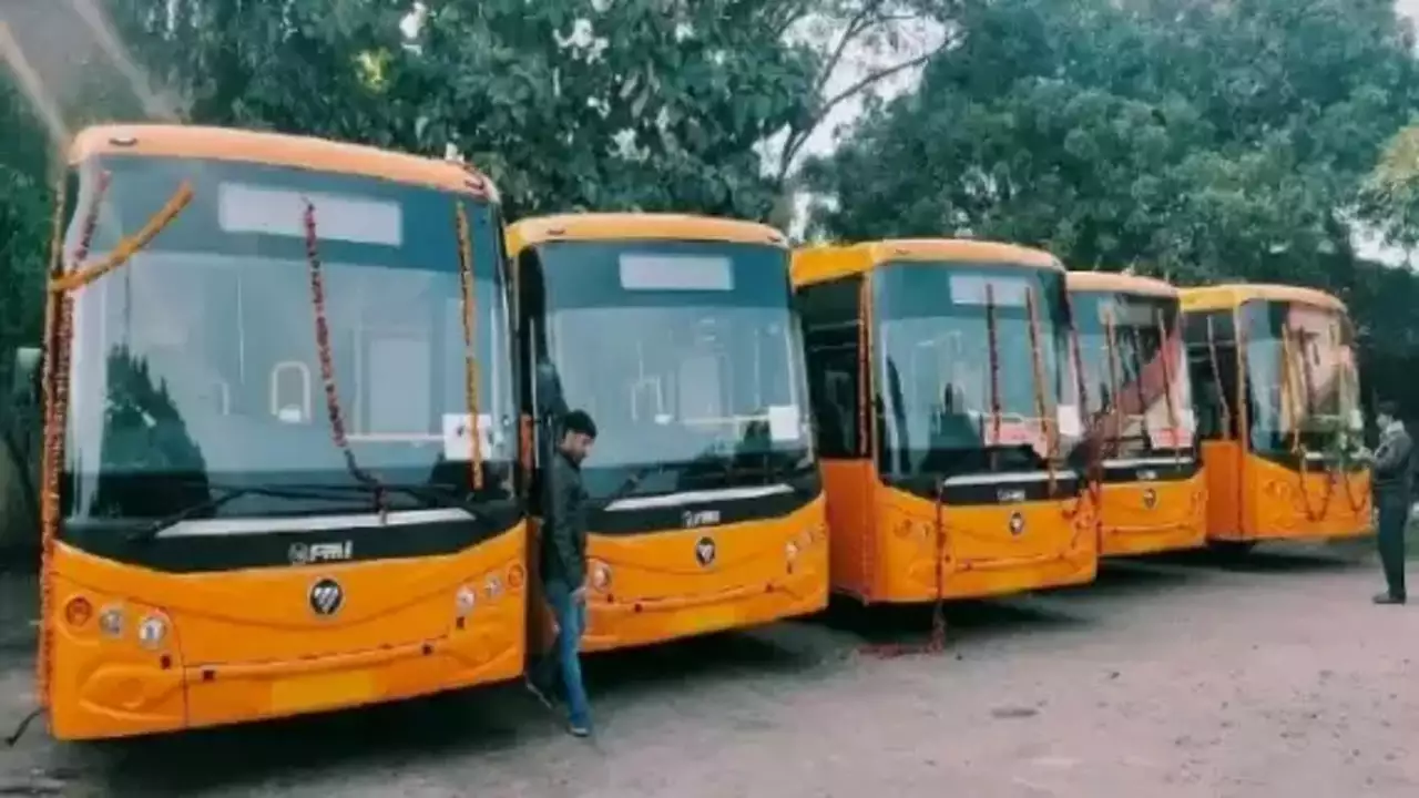 You are currently viewing पीएम एक्सीलेंस कॉलेज में सरकार देगी बस सुविधा, एक रुपय होगा किराया