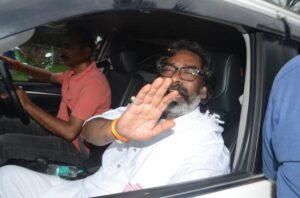 Read more about the article पूर्व मुख्यमंत्री हेमंत सोरेन जेल से रिहा