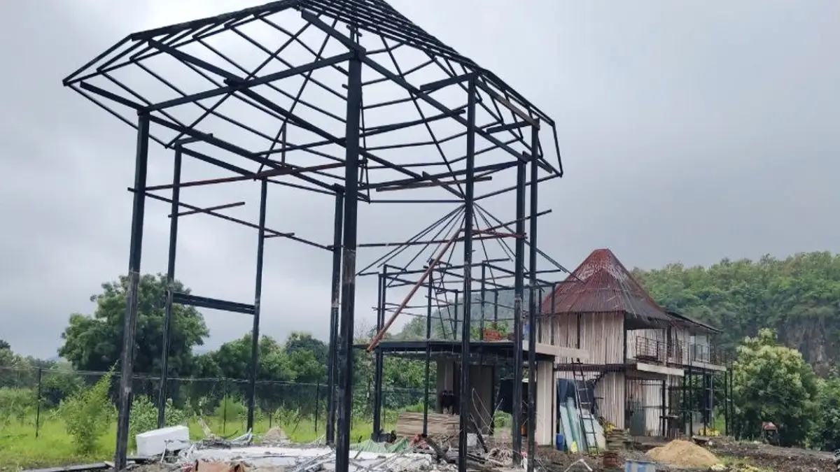 Read more about the article एमपी के महू में निर्माणाधीन फार्म हाउस की छत गिरी, 5 की मौत; CM यादव ने किया 2-2 लाख आर्थिक सहायता देने का ऐलान …