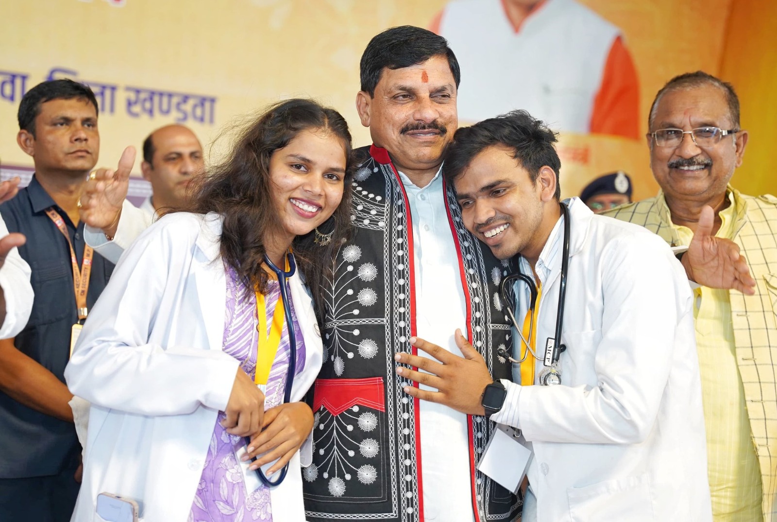 Read more about the article अब प्रदेश सरकार भरेगी NEET और JEE की फीस, छात्रों को दी जाएगी फ्री में कोचिंग; CM मोहन यादव का एलान