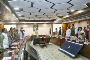 Read more about the article Ujjain: सिंहस्थ 2028 में बिछेगा सड़कों का जाल! CM यादव ने दी 2312 करोड़ की सड़कों को मंजूरी, मंत्री कैलाश विजयवर्गीय ने जताई आपत्ति