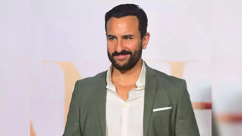 You are currently viewing सैफ अली खान पर हुए हमले की जांच में नया मोड़: करीना कपूर ने किया बड़ा खुलासा, बोली- चोरी का इरादा नहीं था; पुलिस ने बढ़ाई जांच की रफ्तार