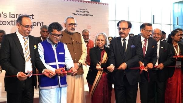 Read more about the article मध्य प्रदेश ने भारत टेक्स एक्सपो में दिखाई टेक्सटाइल सेक्टर की ताकत, कपास उत्पादन में एमपी देश में छठे स्थान पर; ऑर्गेनिक कॉटन में भारत का 47% और विश्व का 24% योगदान