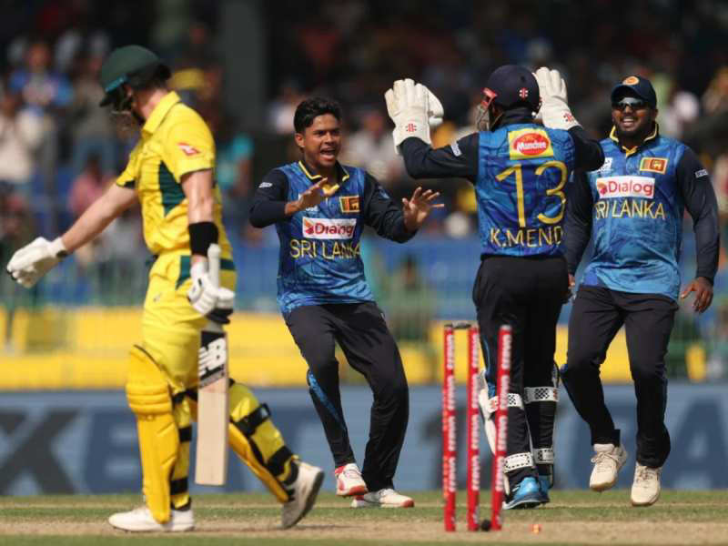 Read more about the article श्रीलंका की ऐतिहासिक जीत! चैंपियंस ट्रॉफी से पहले ऑस्ट्रेलिया को 174 रन से रौंदा, वनडे सीरीज में 2-0 से क्लीन स्वीप