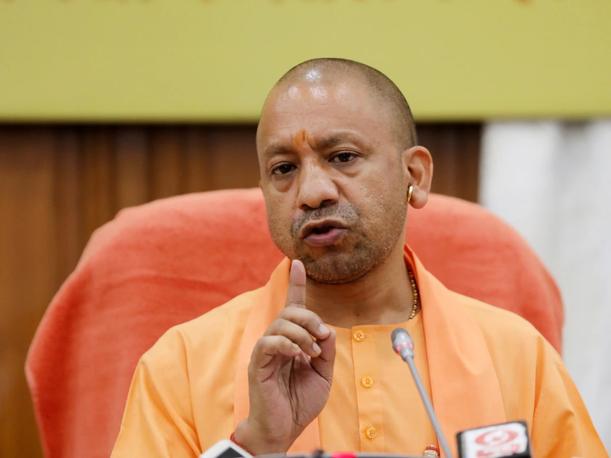 Read more about the article भगदड़ के बाद CM Yogi आज करेंगे Mahakumbh का दौरा, 77 देशों के मिशन प्रमुखों से करेंगे मुलाकात; सुरक्षा को लेकर होगी चर्चा!