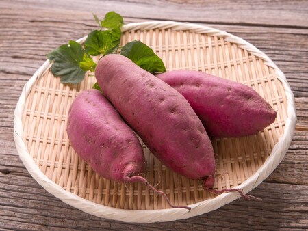 You are currently viewing शकरकंद: सेहत का खजाना, सुपरफूड के अनगिनत फायदे; हड्डियों को बनाए मजबूत, इम्यूनिटी बढ़ाए और ब्लड शुगर रखे कंट्रोल!