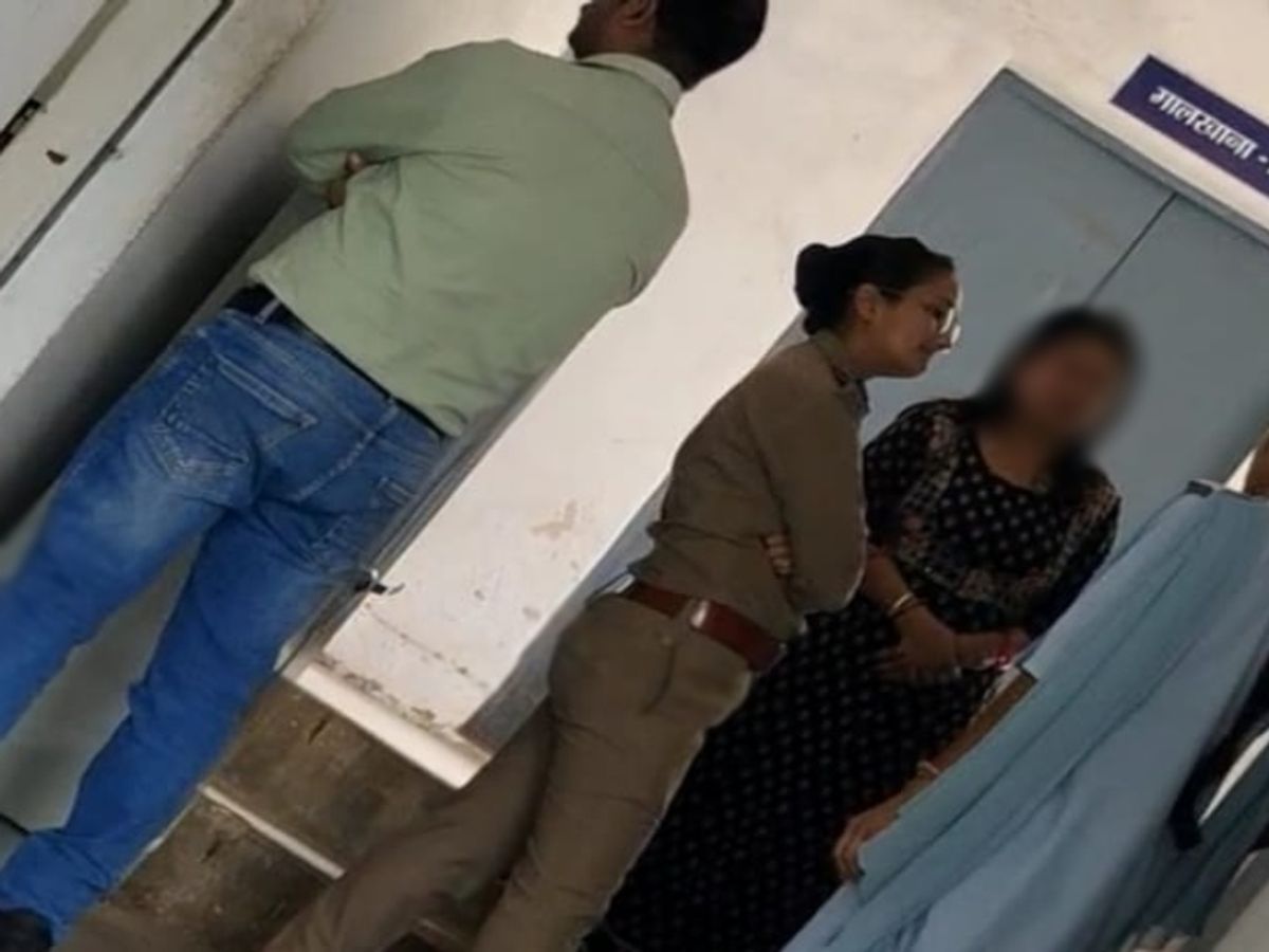 You are currently viewing ग्वालियर के फाइव स्टार गेस्ट हाउस में हाई-प्रोफाइल सेक्स रैकेट का भंडाफोड़, नेपाल-भारत की कॉल गर्ल्स गिरफ्तार; कस्टमर बनकर पहुंची थी पुलिस