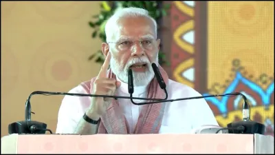 You are currently viewing पहलगाम अटैक के बाद गुरुवार को बिहार के मधुबनी पहुंचे पीएम मोदी, मंच से आतंकियों को दी चेतावनी; बोले – ‘कल्पना से भी बड़ी सजा मिलकर रहेगी’