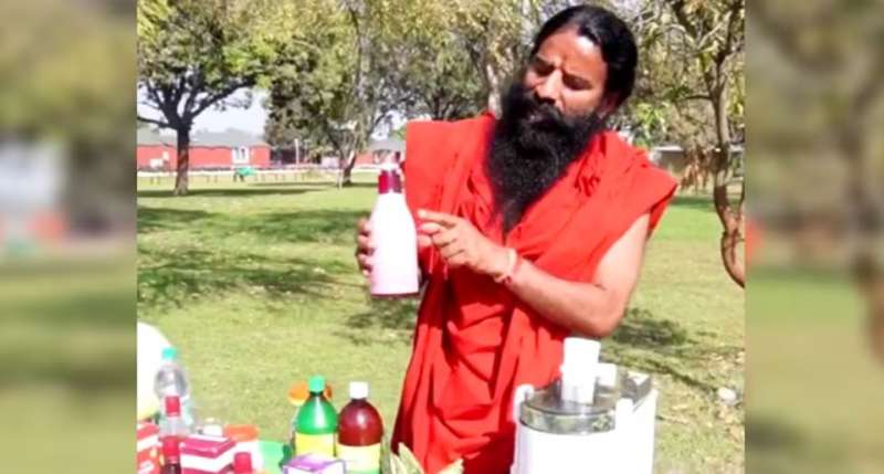 You are currently viewing दिल्ली हाईकोर्ट में गूंजा ‘शरबत जिहाद’: बाबा रामदेव के बयान से कोर्ट नाराज़, वीडियो हटाने का दिया आदेश; कोर्ट बोला- ये माफ़ी लायक नहीं!