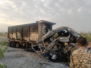 Read more about the article ग्वालियर-मुरैना बॉर्डर पर भयंकर सड़क हादसा: तेज रफ्तार ट्रक की टक्कर से लगी आग, चालक सीट पर ही जिंदा जल गया!