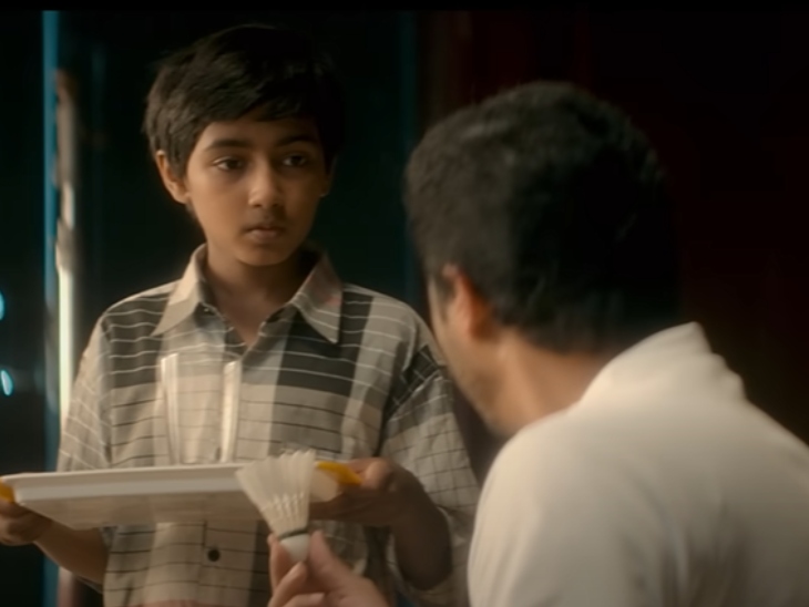 You are currently viewing फिल्म ‘चिड़िया’ की 10 साल बाद बड़े पर्दे पर हुई वापसी, चॉल, संघर्ष और बैडमिंटन से जुड़ी दो भाइयों की कहानी ने छू लिया दिल!