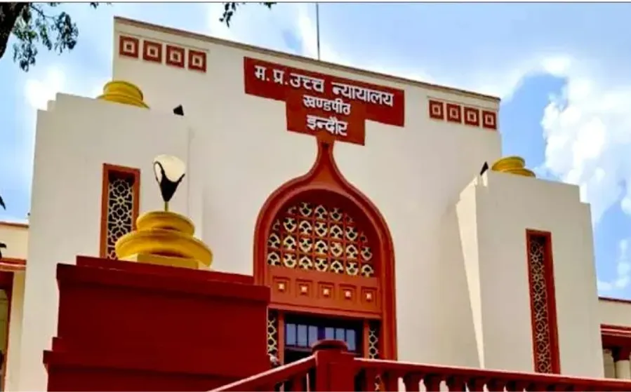 You are currently viewing NEET-UG विवाद: इंदौर-उज्जैन के 2000 से अधिक छात्रों का भविष्य दांव पर, हाईकोर्ट की सुनवाई आज!