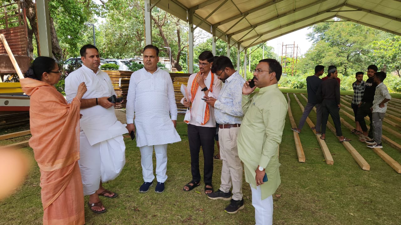 You are currently viewing पचमढ़ी में बीजेपी का तीन दिवसीय प्रशिक्षण शिविर शुरू: अमित शाह करेंगे उद्घाटन, राजनाथ सिंह करेंगे समापन; शिविर में मोबाइल फोन का उपयोग रहेगा प्रतिबंधित!