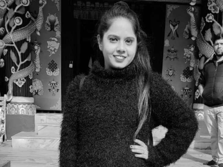 You are currently viewing दहेज की बलि चढ़ी अनमोल? जबलपुर में विवाहिता की संदिग्ध मौत, मायके वालों ने ससुराल पक्ष पर लगाए गंभीर आरोप!