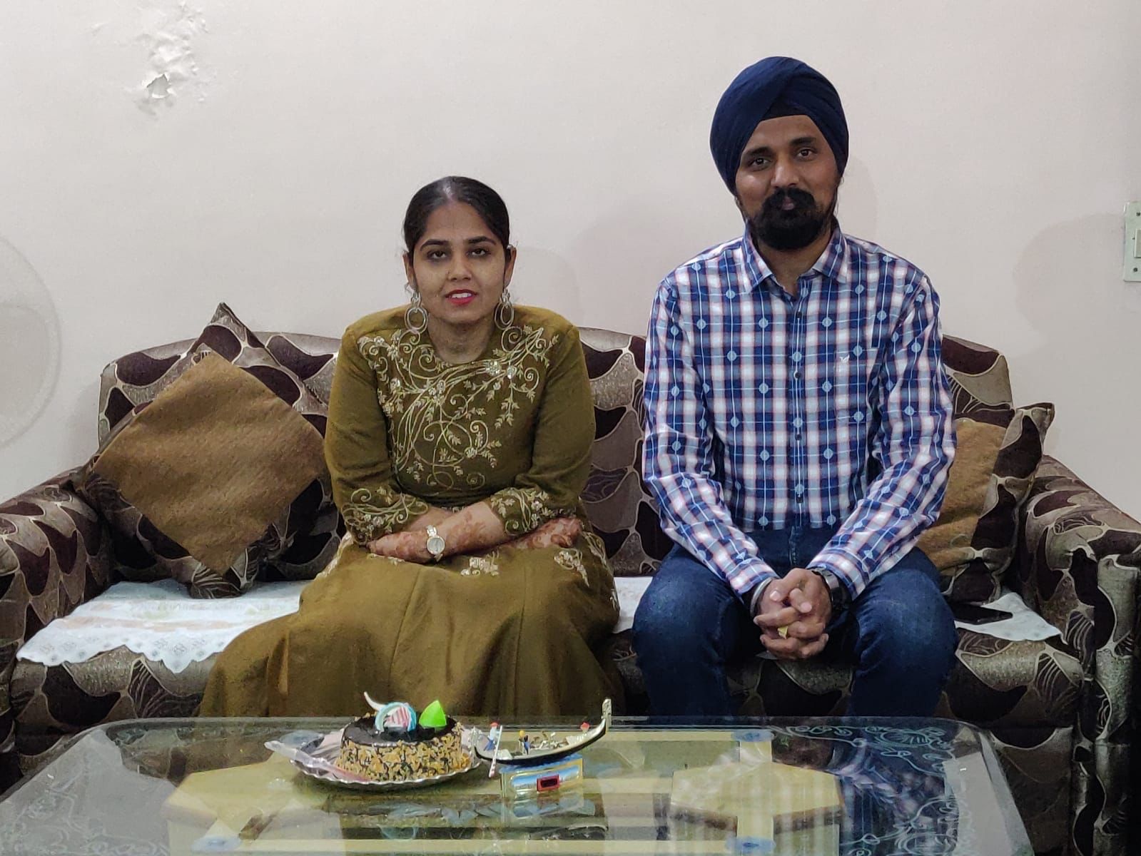 You are currently viewing इंदौर की हरप्रीत की आखिरी उड़ान: एअर इंडिया क्रैश में गई जान, पति से मिलने लंदन जा रही थी; Seat 22E पर बैठी थी हरप्रीत!