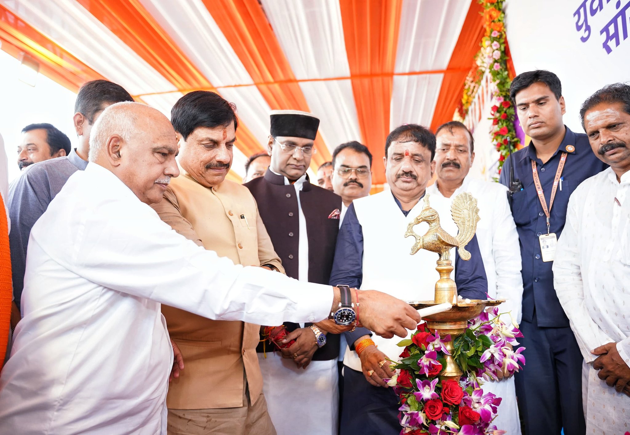 Read more about the article भोपाल में सांसद खेल महोत्सव का आगाज, CM मोहन यादव बोले – “हर घर से खिलाड़ी, हर गांव से चैम्पियन निकले”; 71 हजार खिलाड़ियों ने की महोत्सव में  भागीदारी!