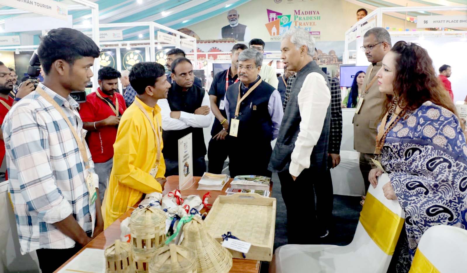 Read more about the article मुख्य सचिव अनुराग जैन ने किया मध्यप्रदेश ट्रैवल मार्ट 2025 का शुभारंभ, ‘विलेज वाइब्स’ प्रदर्शनी में झलकी ग्रामीण संस्कृति की जीवंत झलक; बोले—“ग्रामीण परिवेश में छिपा है पर्यटन विकास का भविष्य”