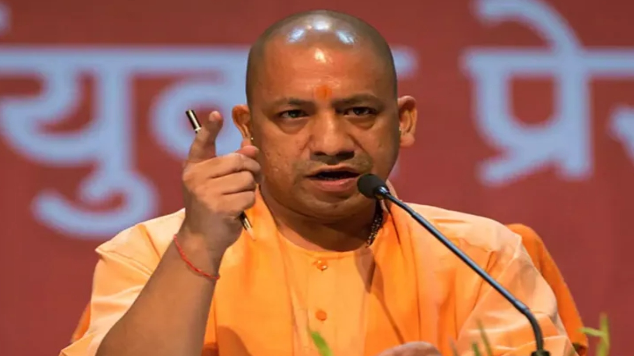 You are currently viewing ‘जो लोग अंधेरे में काम करने के आदी थे, उन्हें उजाला…’, CM योगी आदित्यनाथ ने अखिलेश यादव पर कसा तंज