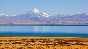 You are currently viewing सात वर्षों के इंतजार के बाद शुरू हुई कैलाश मानसरोवर यात्रा, नाथू ला से रवाना हुआ पहला दल