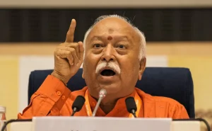 Read more about the article मोहन भागवत ने कांग्रेस के सवालों को बताया राजनीतिक, बोले- RSS को जवाब देने की जरूरत नहीं