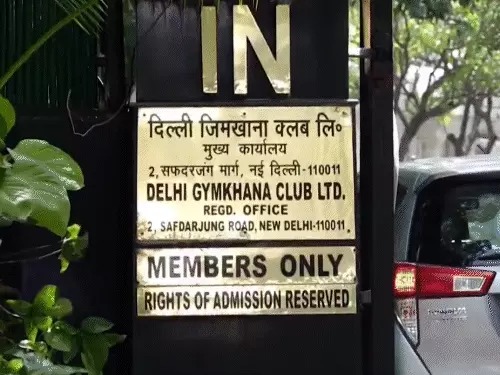You are currently viewing दिल्ली जिमखाना क्लब भूमि विवाद: केंद्र ने हाई कोर्ट में कहा- लीज खत्म, बेदखली की प्रक्रिया पूरी तरह कानूनसम्मत