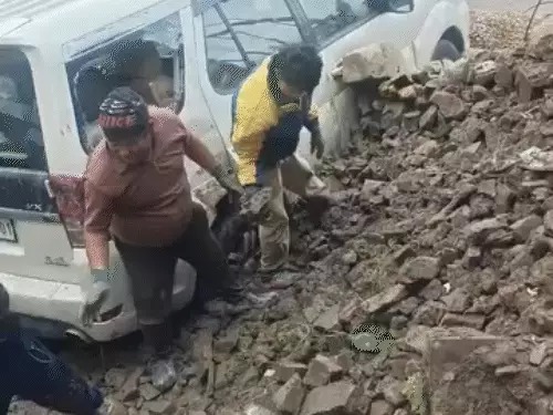You are currently viewing हिमाचल में 48 घंटे बेहद भारी बारिश का खतरा: चंबा, मंडी और कांगड़ा में ऑरेंज अलर्ट, 4 अगस्त तक मौसम रहेगा सक्रिय