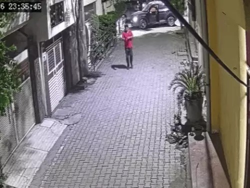 You are currently viewing लुधियाना में युवक की गोली मारकर हत्या, CCTV में कैद हुई वारदात; कार रोककर पहले पीटा, फिर की फायरिंग