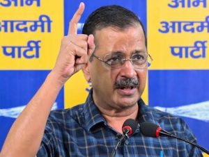 Read more about the article E20 पेट्रोल विवाद पर AAP का नेशनल टाउन हॉल आज: केजरीवाल ने सरकार से नीति पर पुनर्विचार की मांग की, प्रभावित वाहन मालिक भी होंगे शामिल